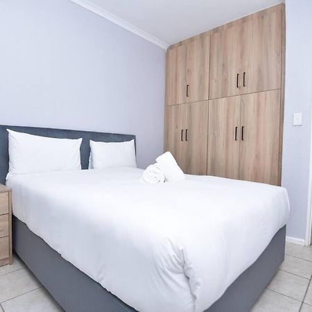 Comfy Hatfield Appartment Pretoria-Noord Exterior foto
